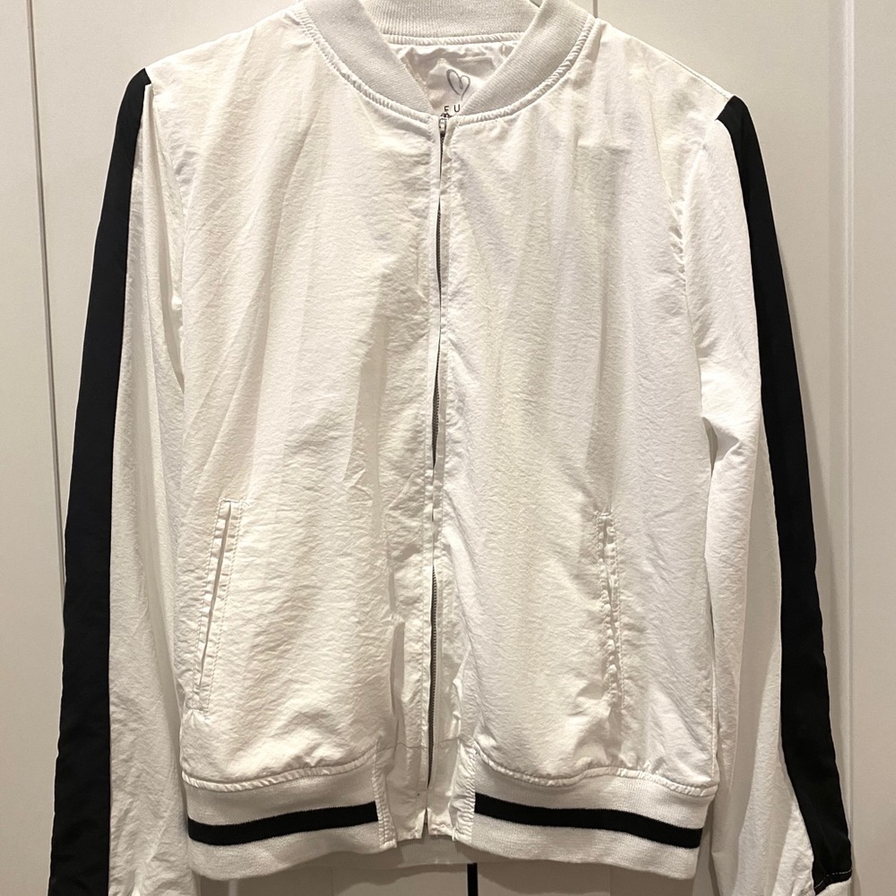 Full Tilt White Jacket Light Windbreaker